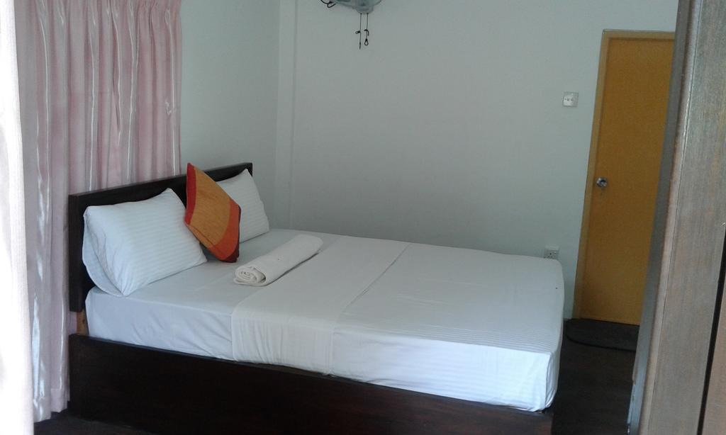 Sigiriya River Side Resort Oda fotoğraf